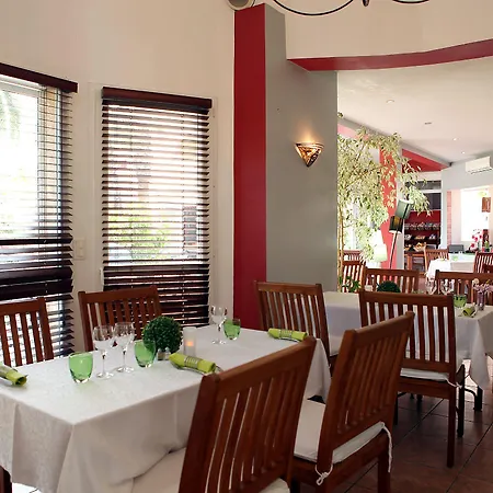 & Gil De France Cap D'agde