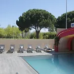 & Gil De France Cap D'agde