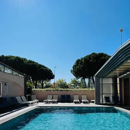 & Gil De France Cap D'agde 3* 아그